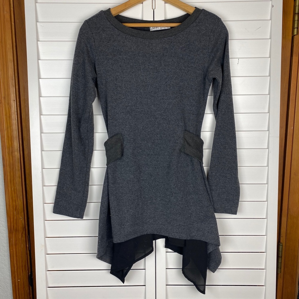 Shein asymmetrical gray and black top